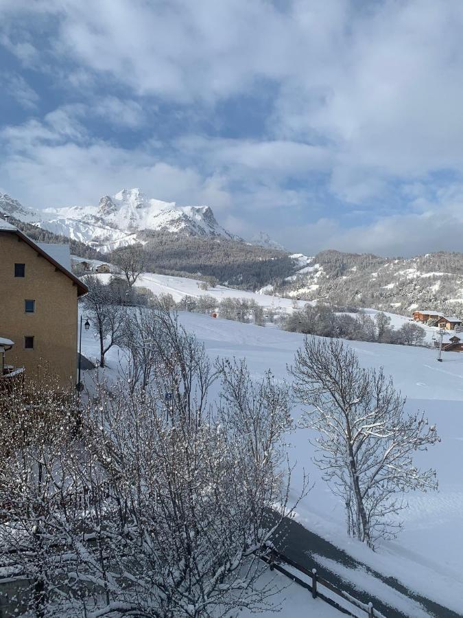 Hotel L'Equipe Le Sauze Εξωτερικό φωτογραφία